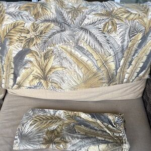 TOMMY BAHAMA Tropical Palm Print King Size Shams/Pillow Cover in Gold and Gray